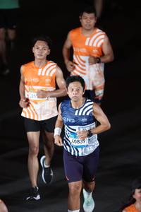 BIB: 211, 40839
                            <button type="button" onclick="openModal(23003945)" class="btn btn-primary btn-sm float-right btn-popup" data-toggle="modal" data-target=".modal-high-quality">
                        <i class="fas fa-shopping-cart"></i> Add to Cart
                    </button>
                                            <button type="button" onclick="isThisMe(23003945, true)" class="btn btn-success btn-sm float-right btn-popup btn-isme hidden" data-toggle="tooltip" data-placement="bottom" title="นี่คือรูปของคุณใช่ไหม คลิกที่นี่เพื่อเอาเข้าอัลบั้ม">
                        <i class="fas fa-plus"></i> Add to album
                    </button>
                    <button type="button" onclick="isThisMe(23003945, false)" class="btn btn-warning btn-sm float-right btn-popup btn-isnotme hidden">
                        <i class="fas fa-ban"></i> Remove from album
                    </button>